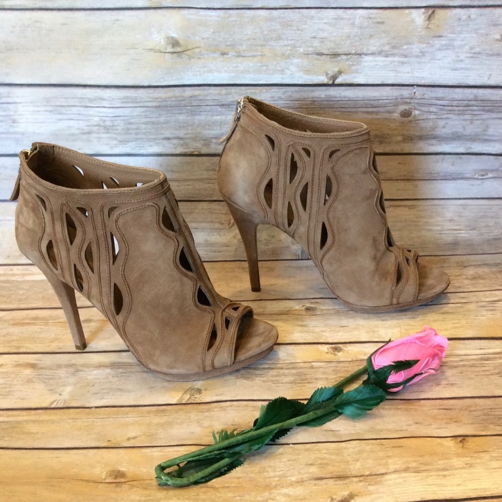 Elie Tahari open toe suede heels - NWT